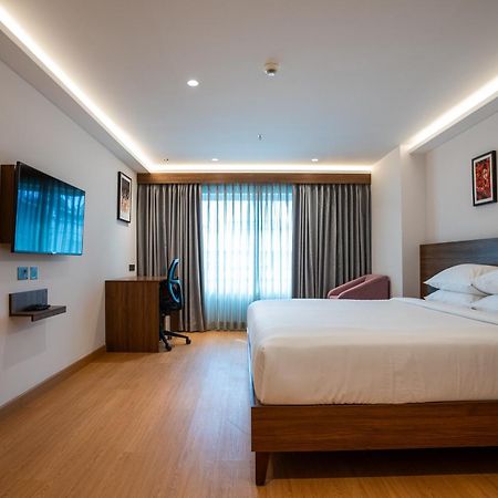 Lilac Hotel Guruvāyūr Extérieur photo
