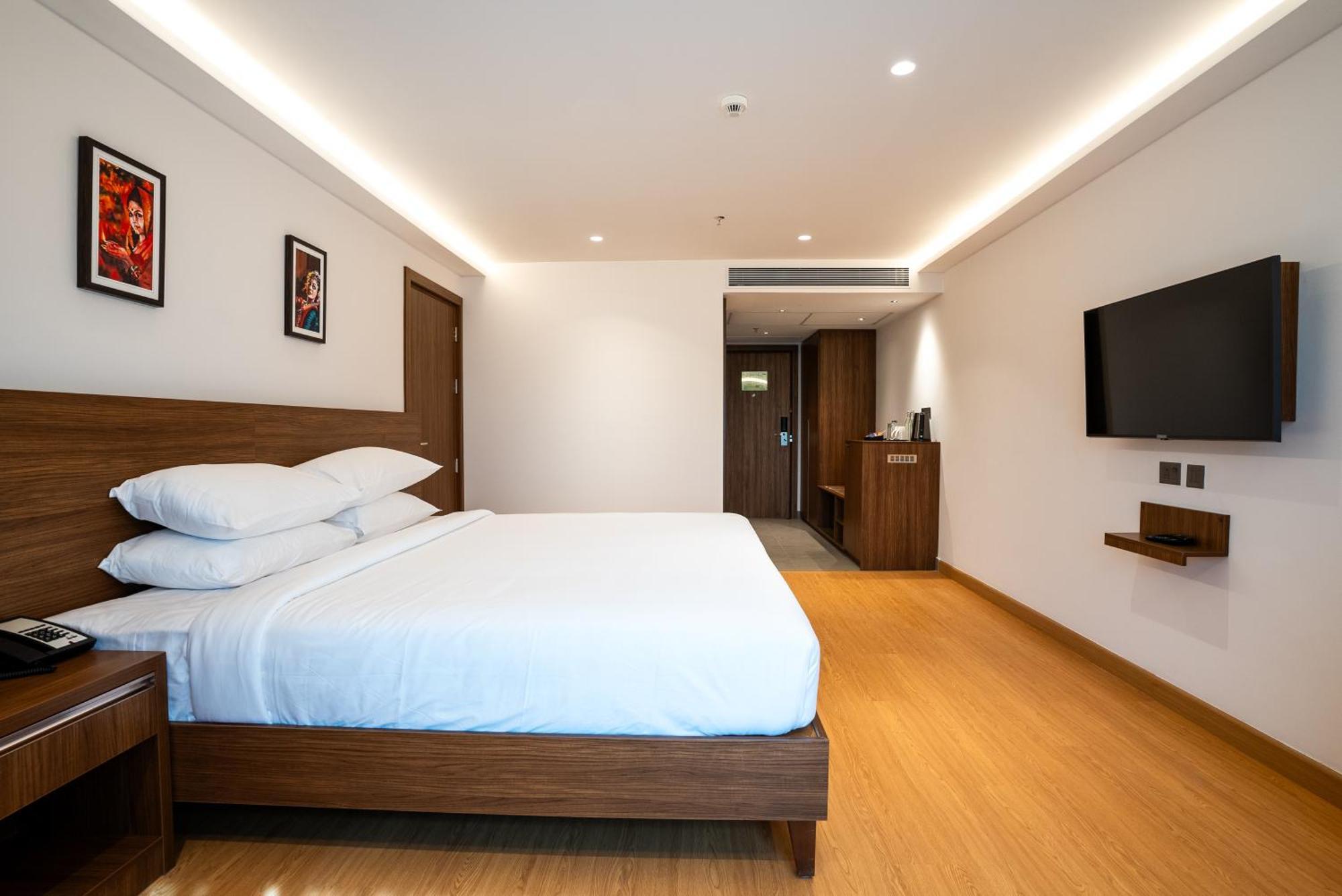 Lilac Hotel Guruvāyūr Extérieur photo