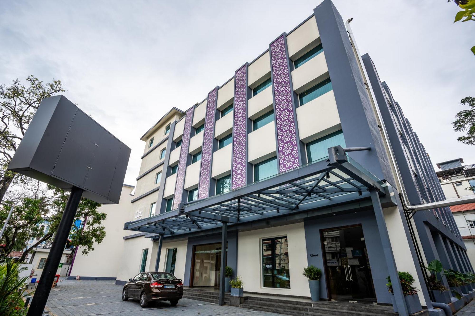 Lilac Hotel Guruvāyūr Extérieur photo