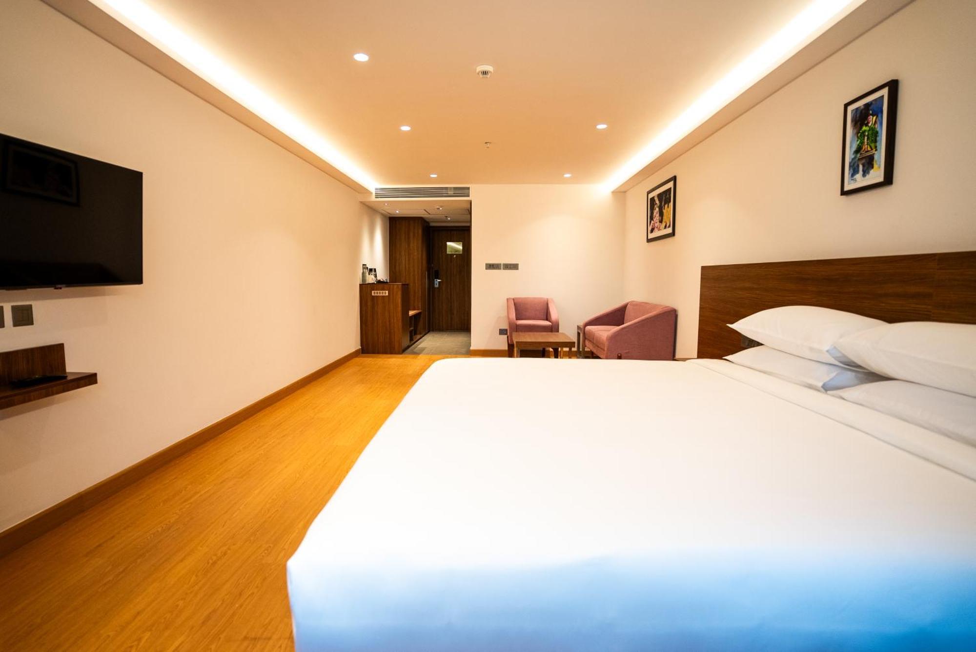 Lilac Hotel Guruvāyūr Extérieur photo