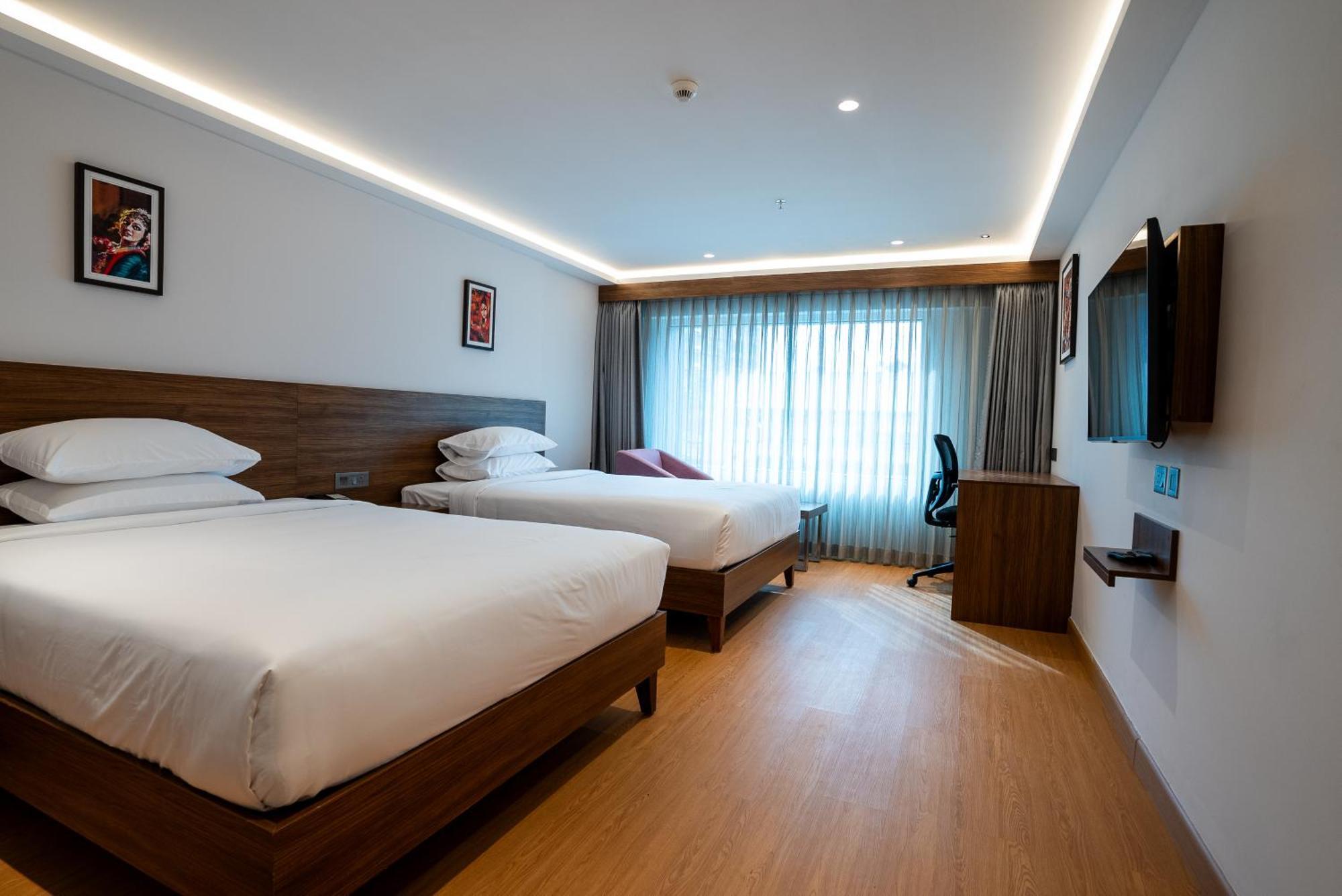Lilac Hotel Guruvāyūr Extérieur photo
